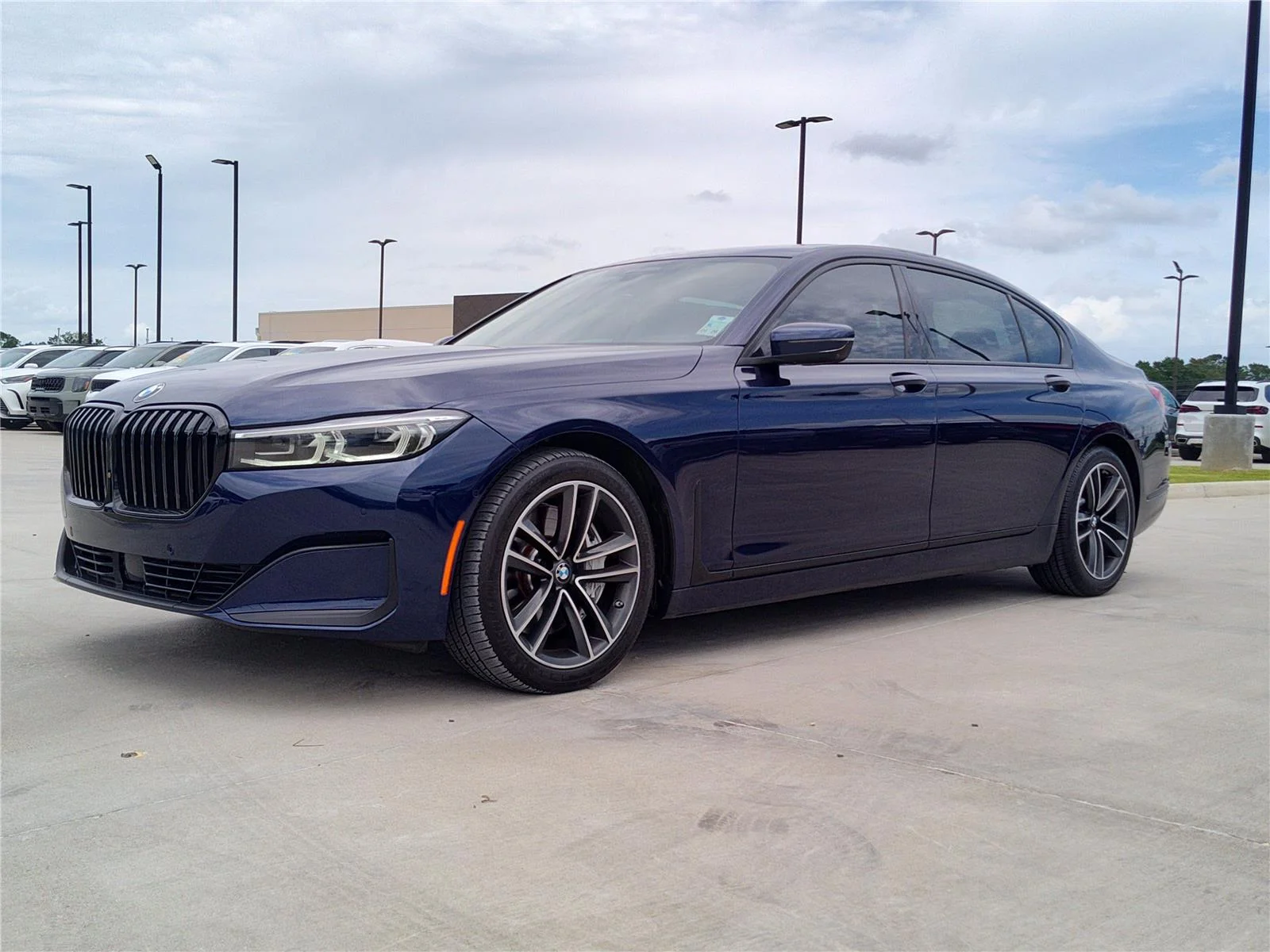 2022 BMW 7 Series 750i xDrive's photo