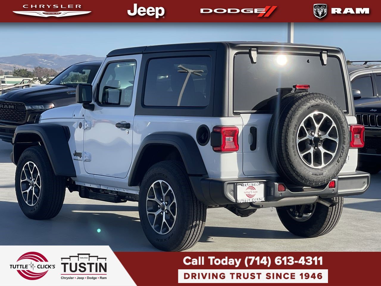 New 2026 Bright White Clear-Coat Exterior Paint Jeep Sport S image 4