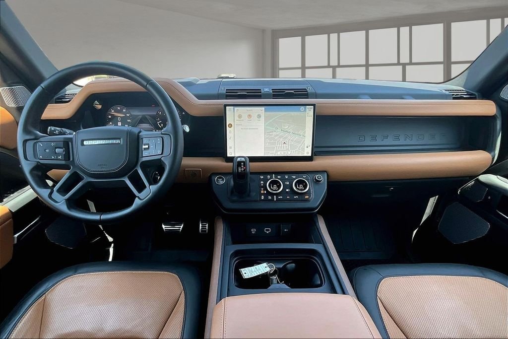 Used 2023 Gondwana Stone Metallic Land Rover X image 14