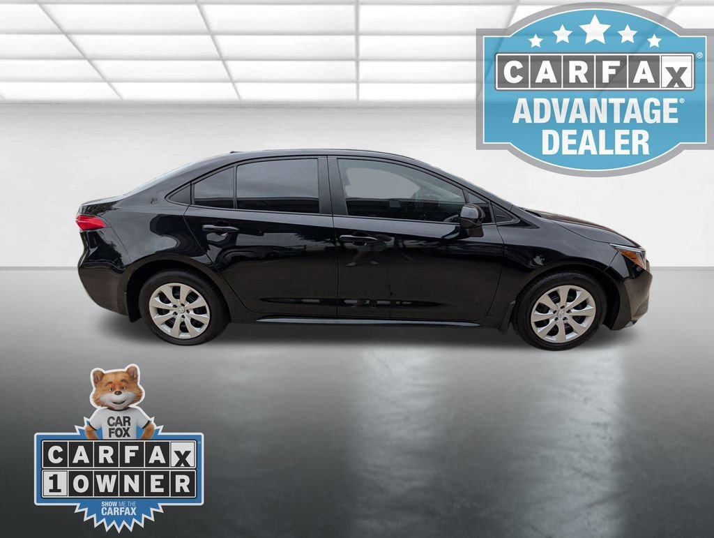 2025 Toyota Corolla LE - Photo 29