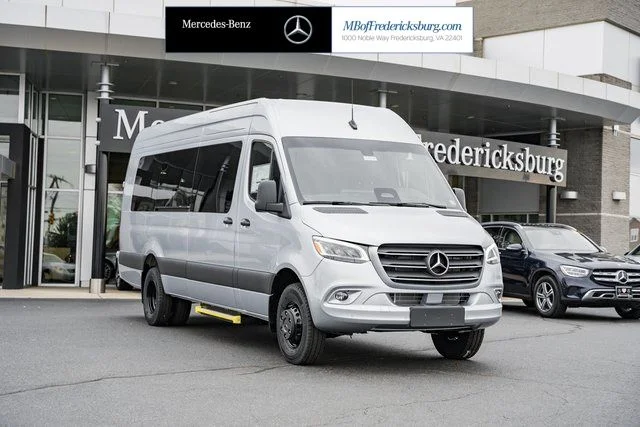 2025 Mercedes-Benz Sprinter Cargo Van
