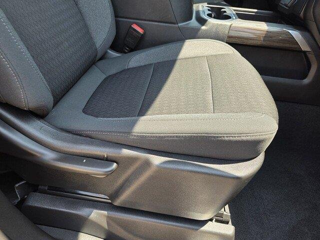 Used 2022 Northsky Blue Metallic Chevrolet RST image 28