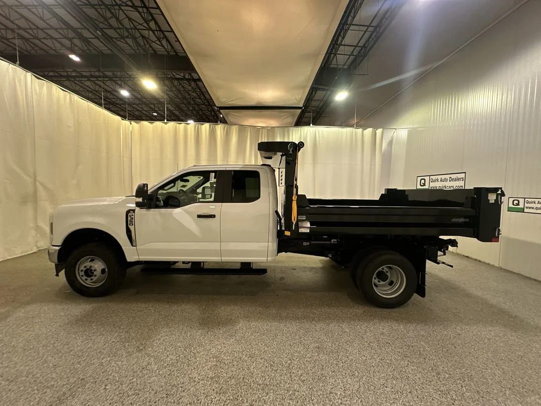 New 2026 Oxford White Ford F-350® XL image 6