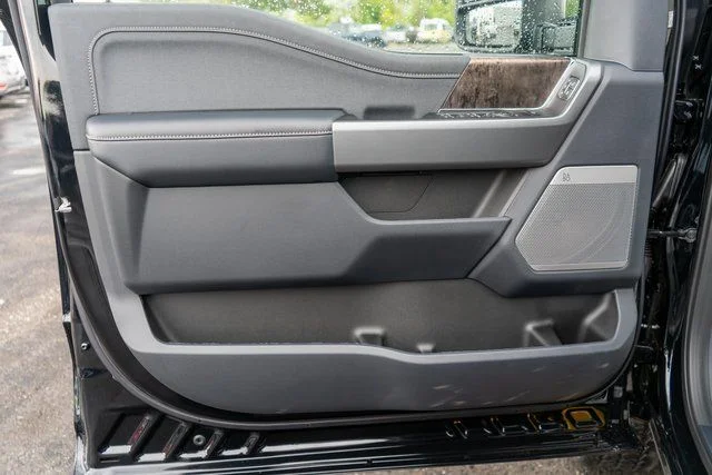 New 2026 Agate Black Metallic Ford Lariat image 10