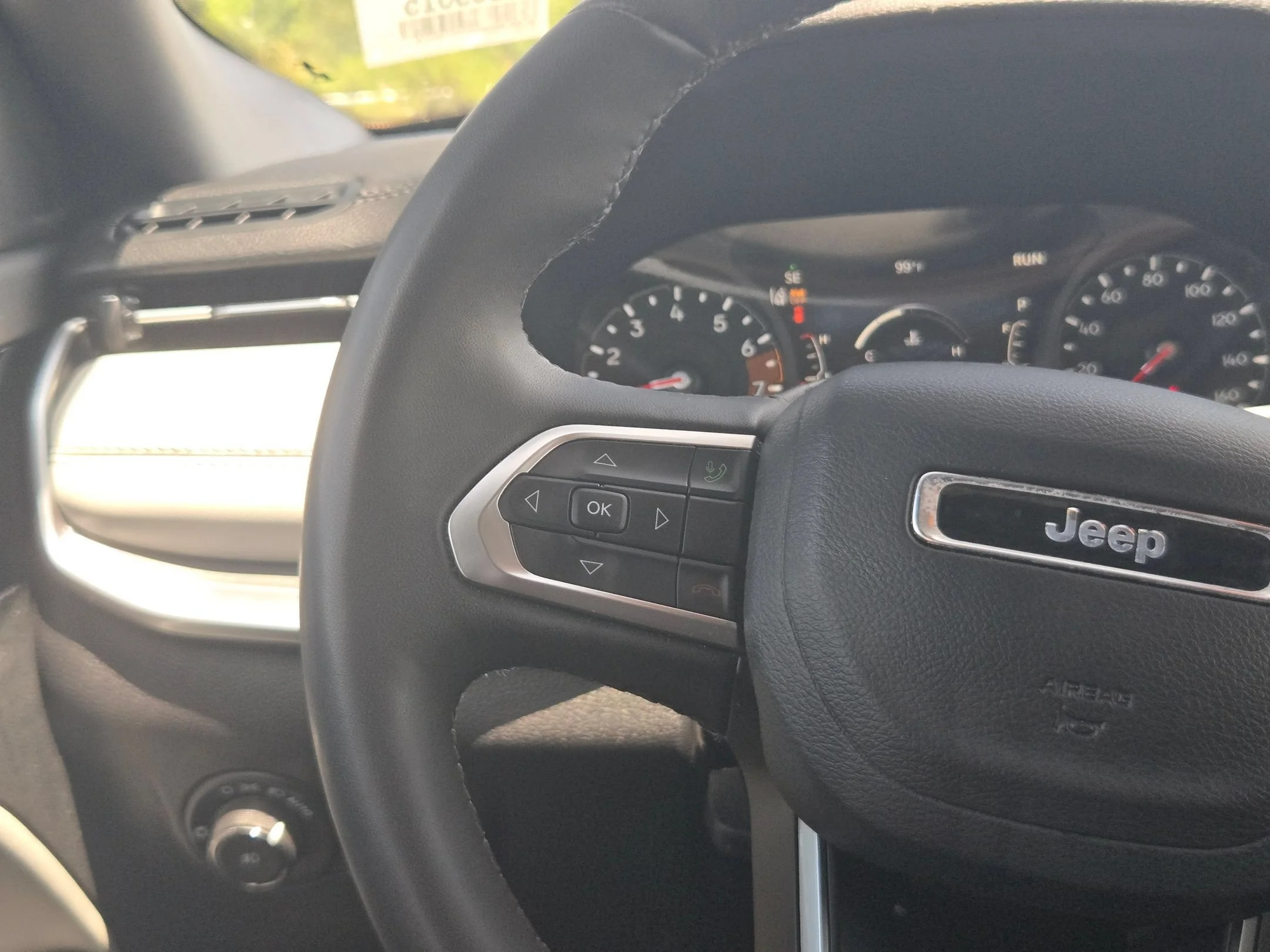Used 2025 Silver Jeep Limited image 19