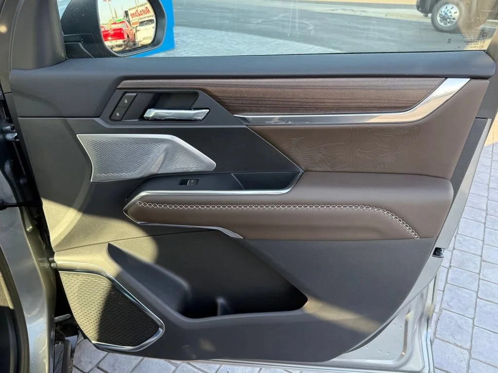 New 2026 Sterling Metallic GMC Denali Ultimate image 20