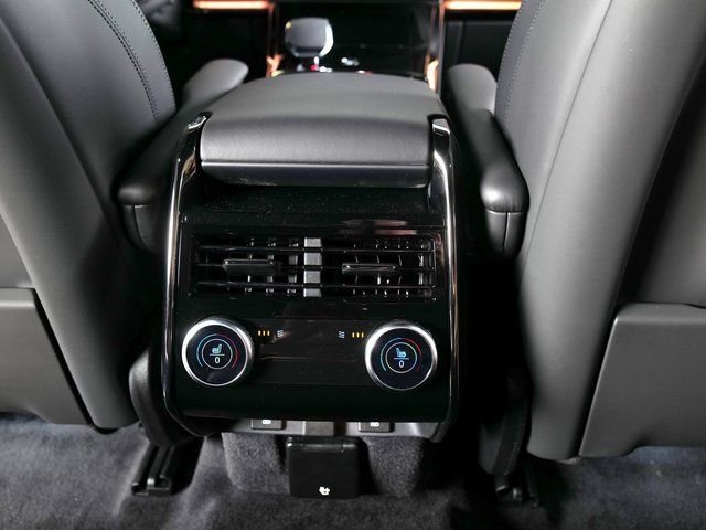 New 2026 Carpathian Grey Land Rover SE image 21
