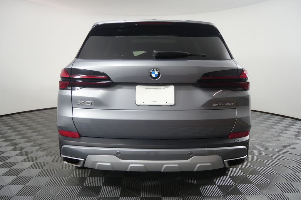 Certified Used 2026 Skyscraper Grey Metallic BMW sDrive40i image 4