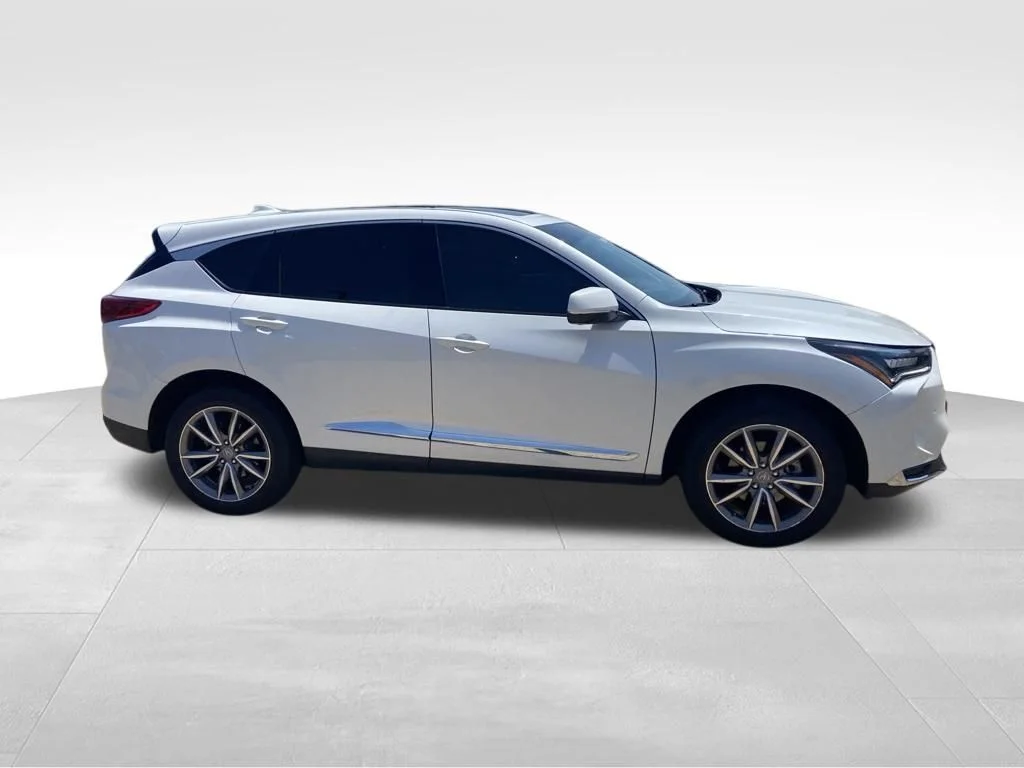 Used 2023 White Acura Technology Package image 10
