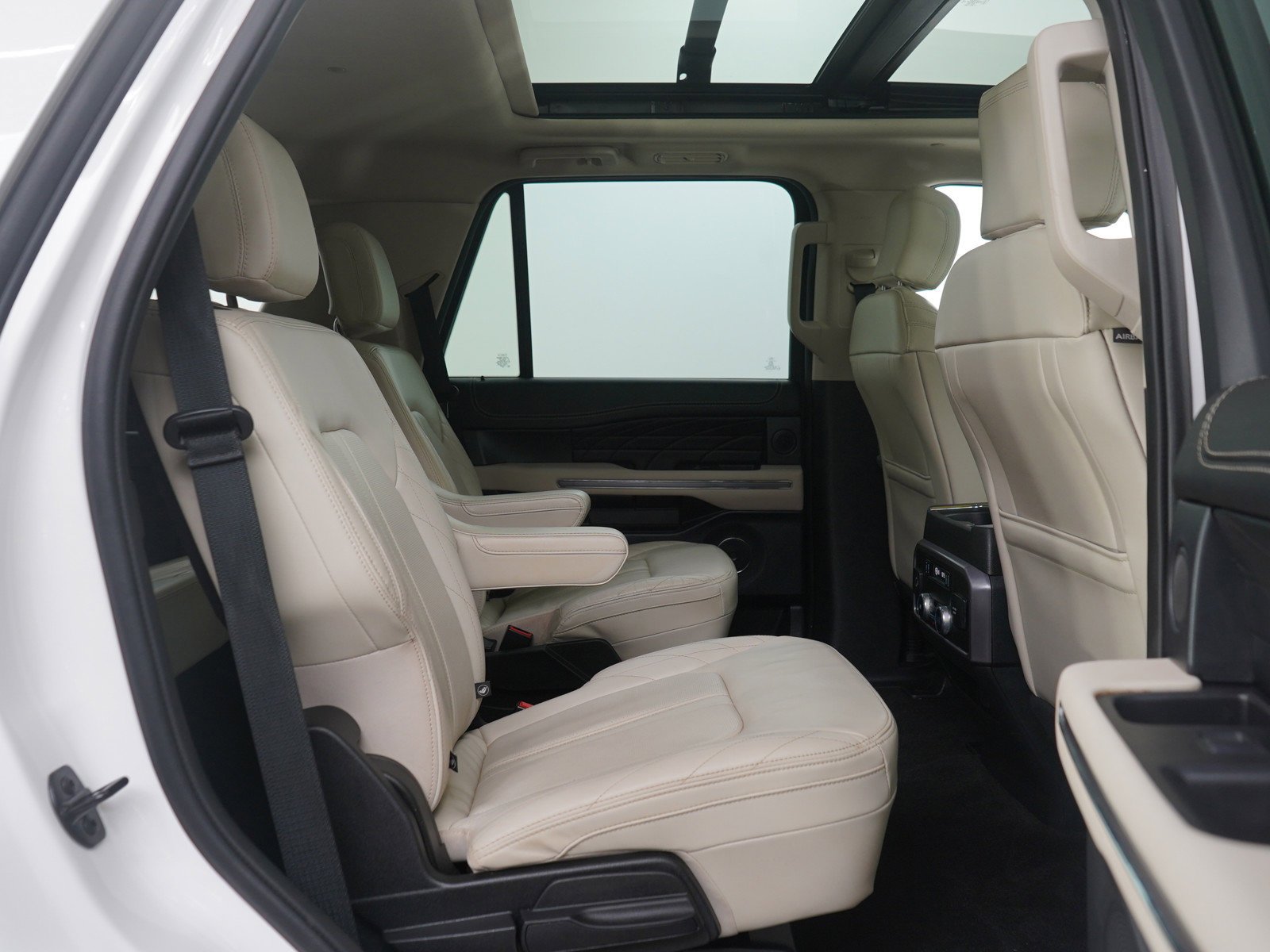 2021 Ford Expedition Platinum - Photo 14