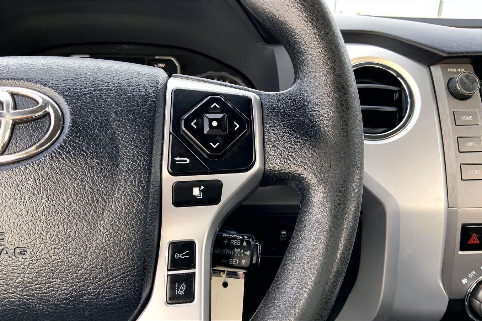 Used 2018 Magnetic Gray Metallic Toyota SR5 image 25