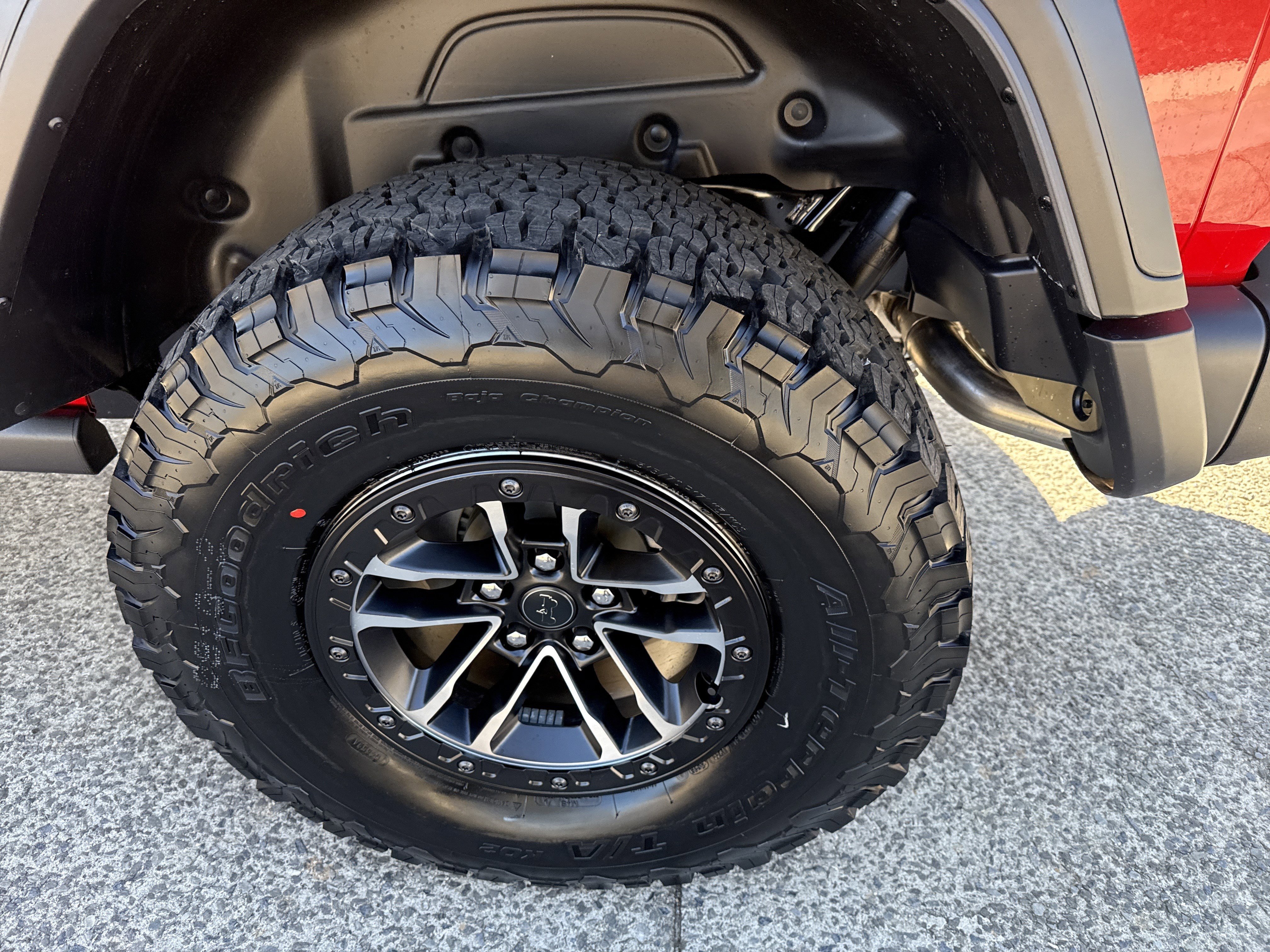New 2026 Firecracker Red Clearcoat Jeep Moab 392 image 23