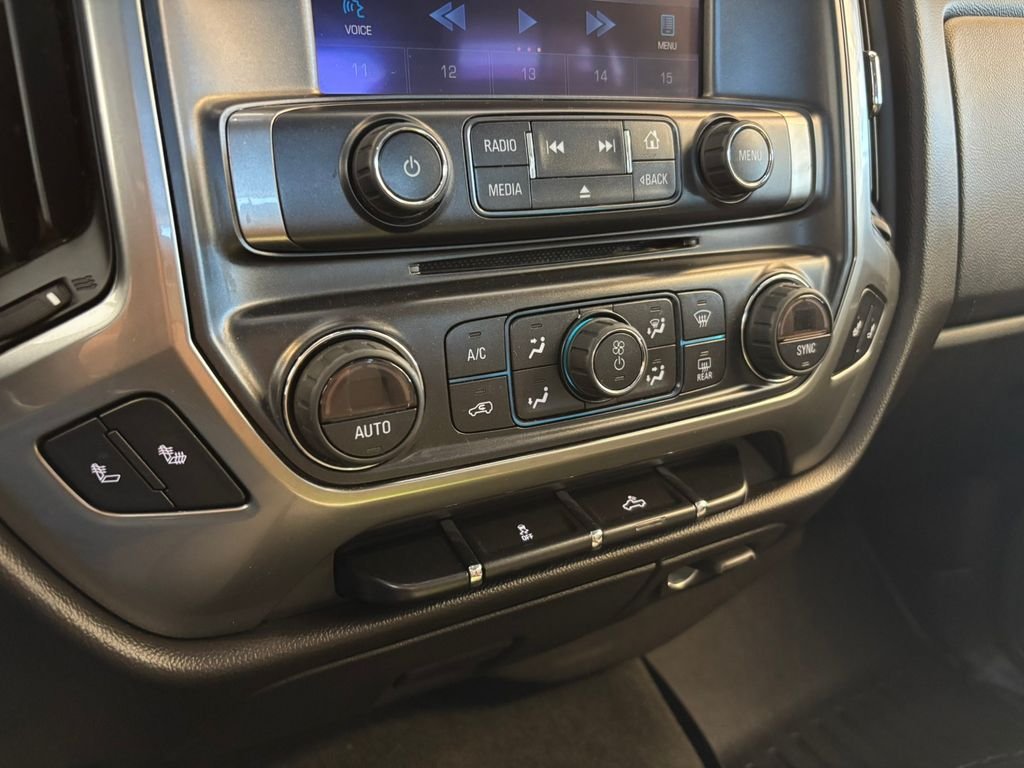 Used 2014 Red Chevrolet LT image 21