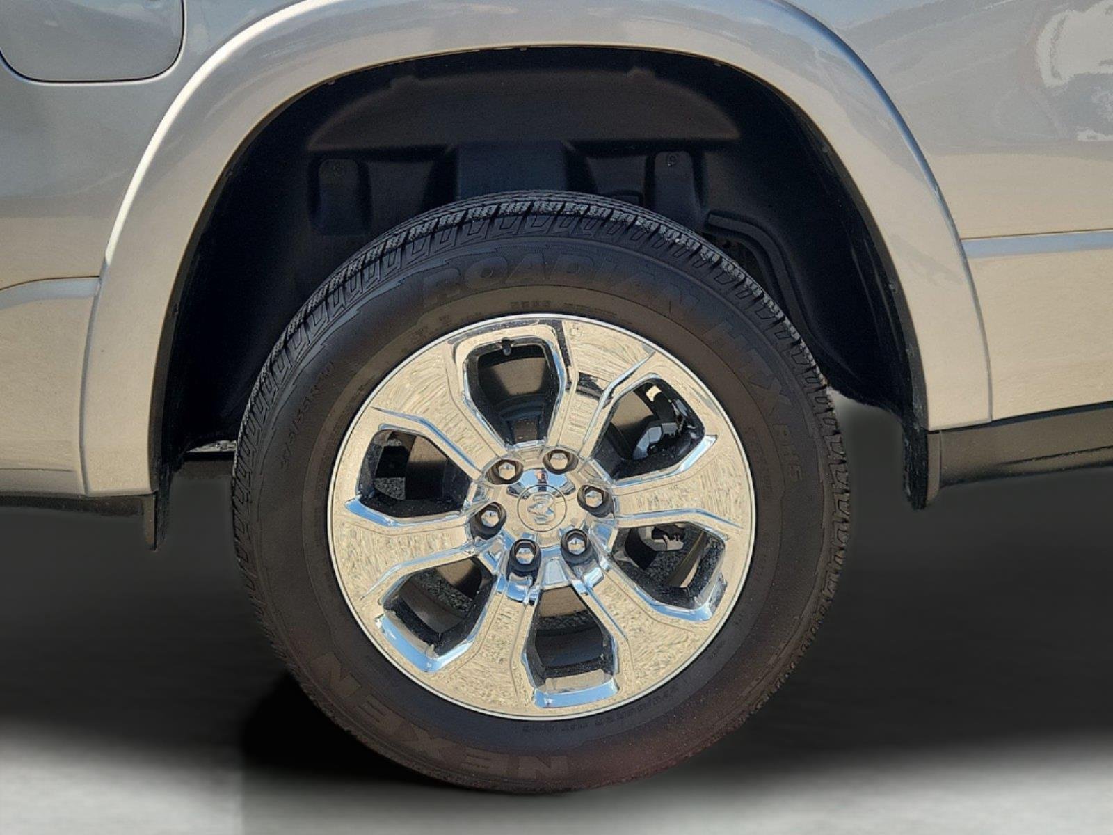 2025 Ram 1500 photo 31 of 32