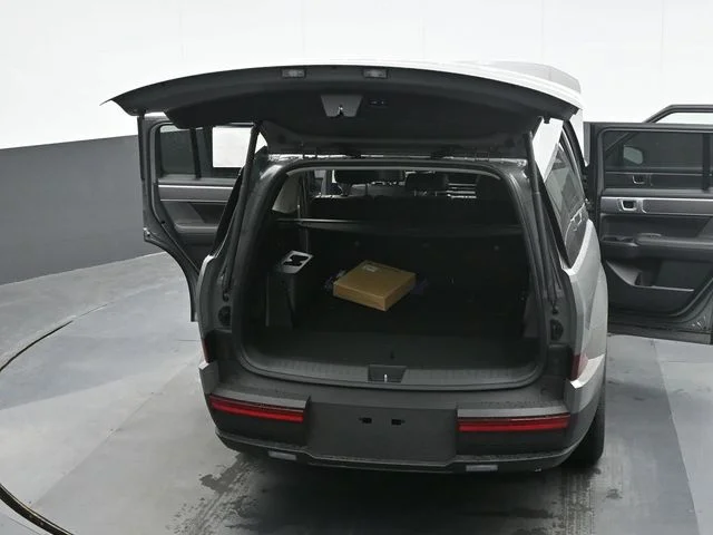 New 2026 Gray Hyundai SEL image 27