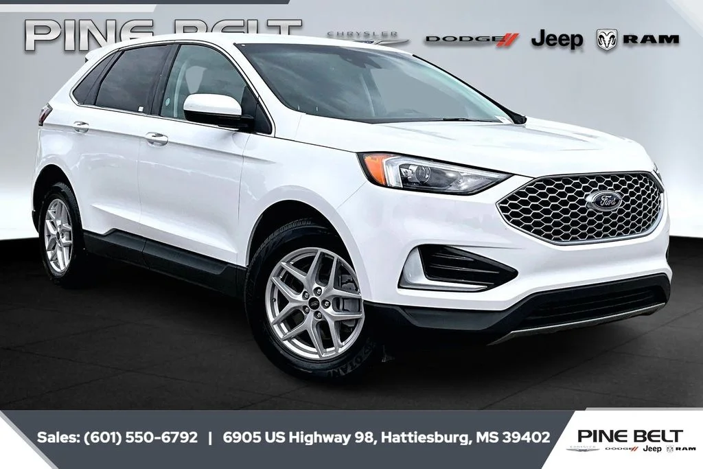 2024 Ford Edge SEL AWD's photo