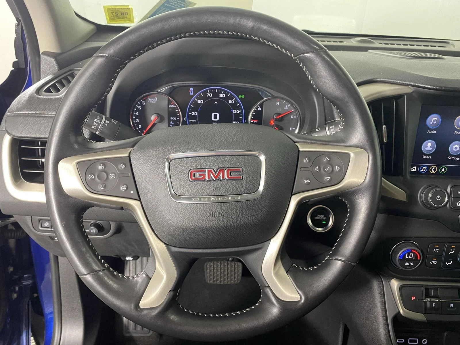 Used 2022 Marine Metallic GMC Denali image 14