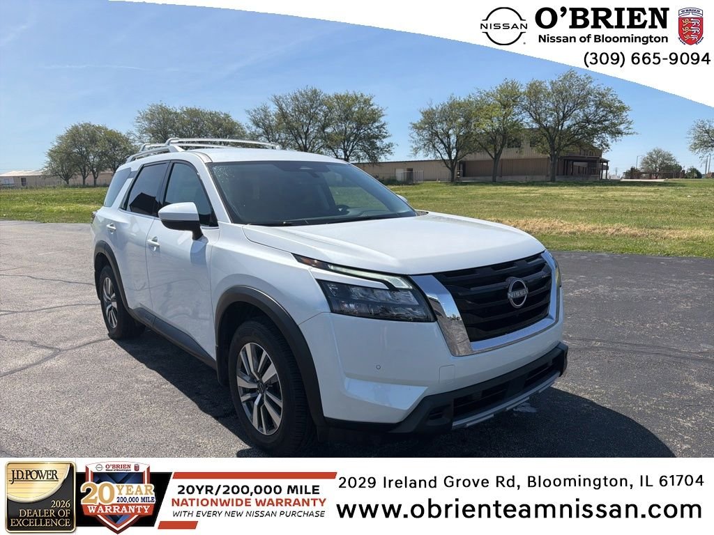 2025 Nissan Pathfinder SL 4WD's photo