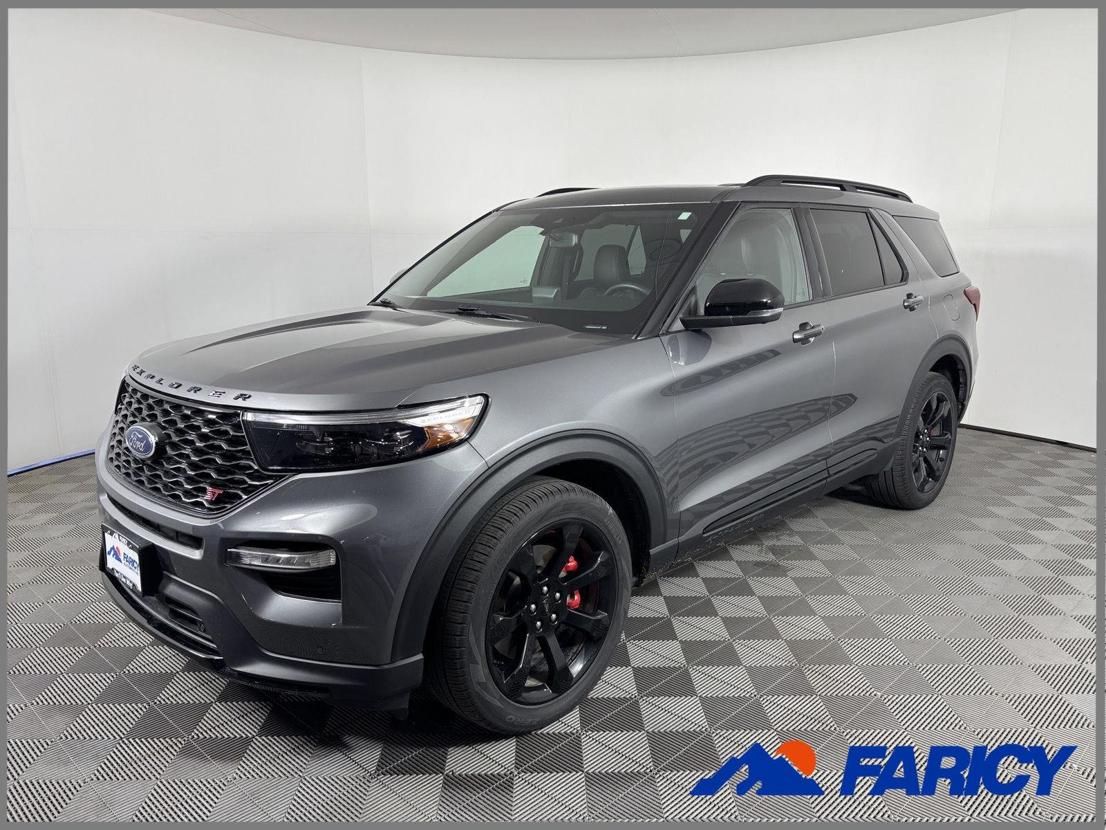 2023 Ford Explorer ST 4WD's photo