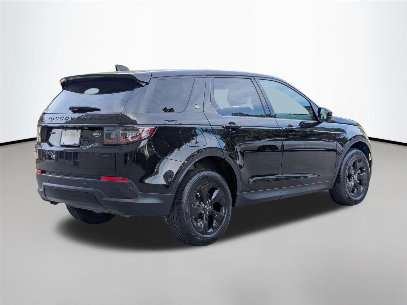 Used 2023 Santorini Black Metallic Land Rover S image 5