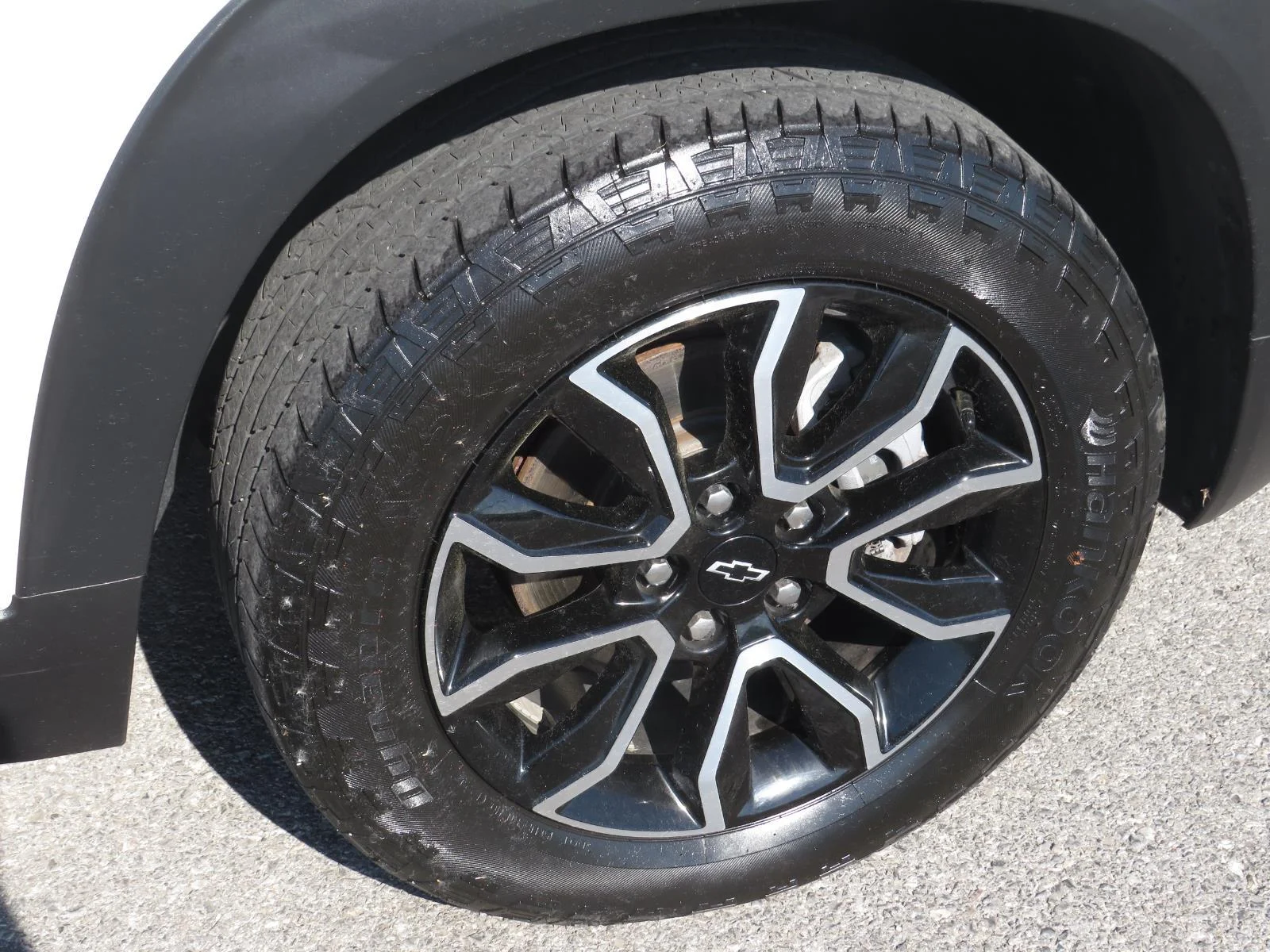 Used 2025 Pearl Chevrolet ACTIV image 10