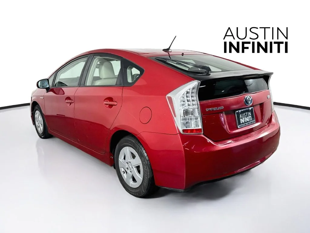 Used 2010 Red Toyota IV image 5