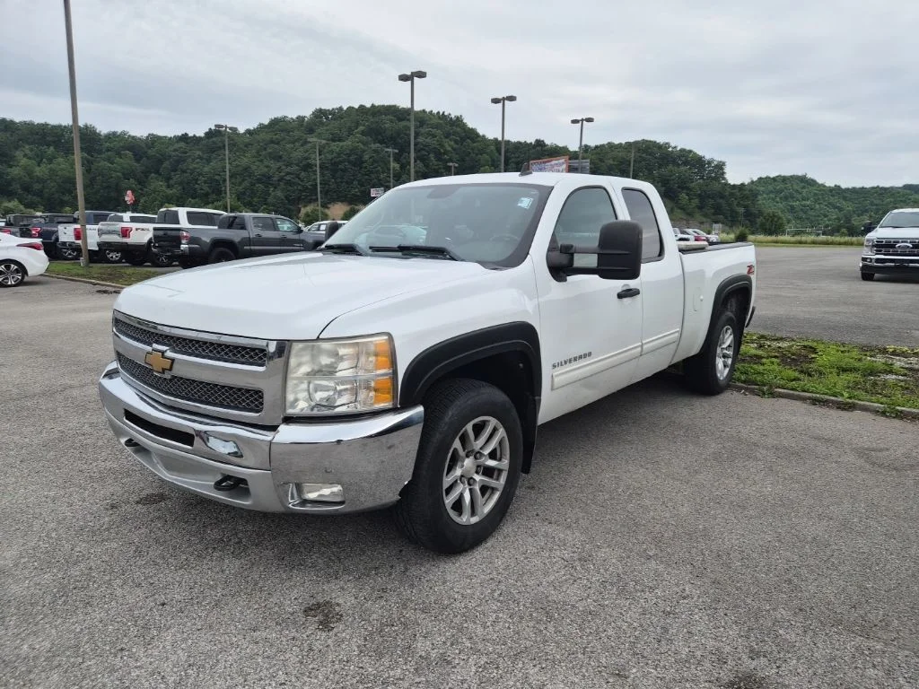 Used 2012 Summit White Chevrolet LT image 1
