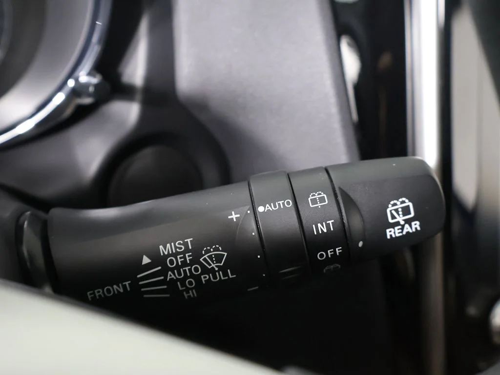 New 2026 Blue Mitsubishi 2.0 ES image 34