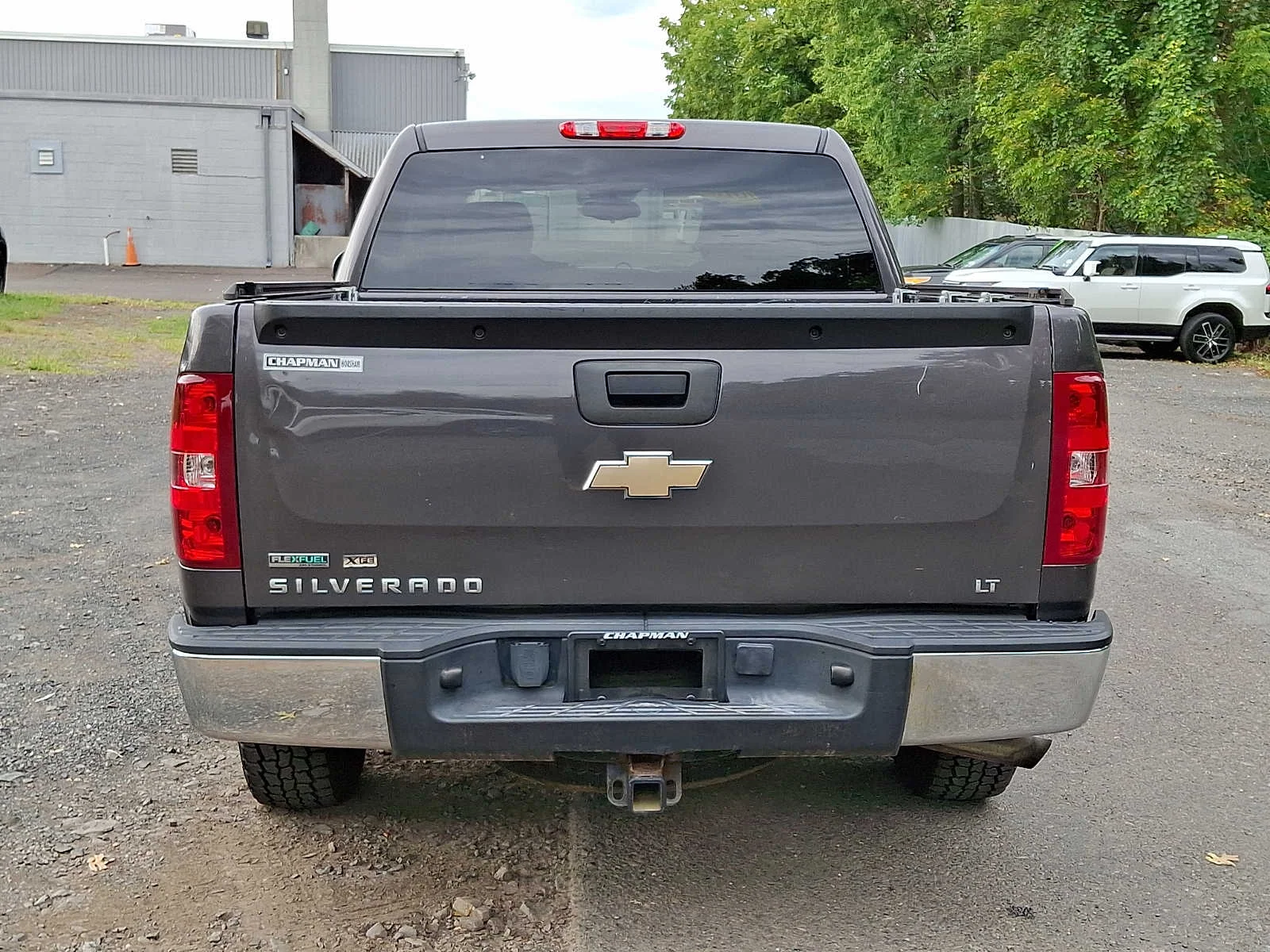 Used 2010 Taupe Gray Metallic Chevrolet Xtra Fuel Economy image 5
