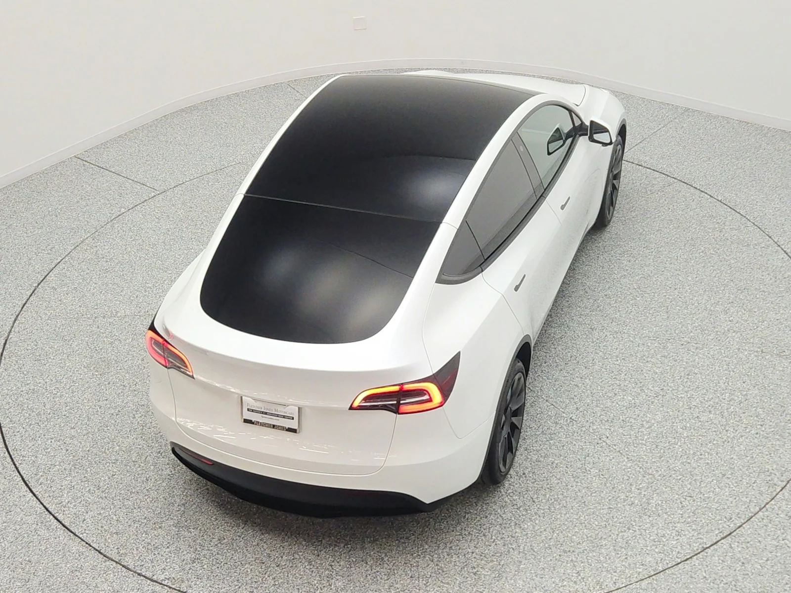 Used 2022 Pearl White Multi-Coat Tesla Long Range AWD image 27