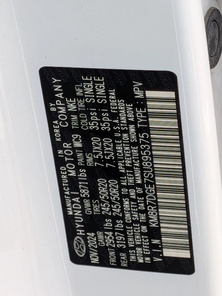Used 2025 White Hyundai Calligraphy Night Edition image 36