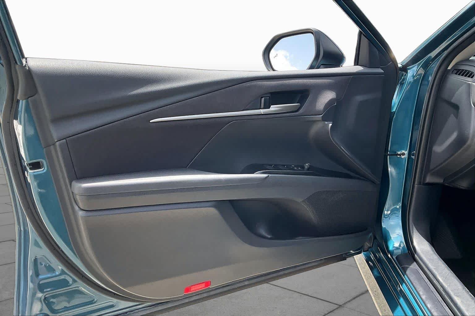 Used 2025 Ocean Gem Toyota LE image 20