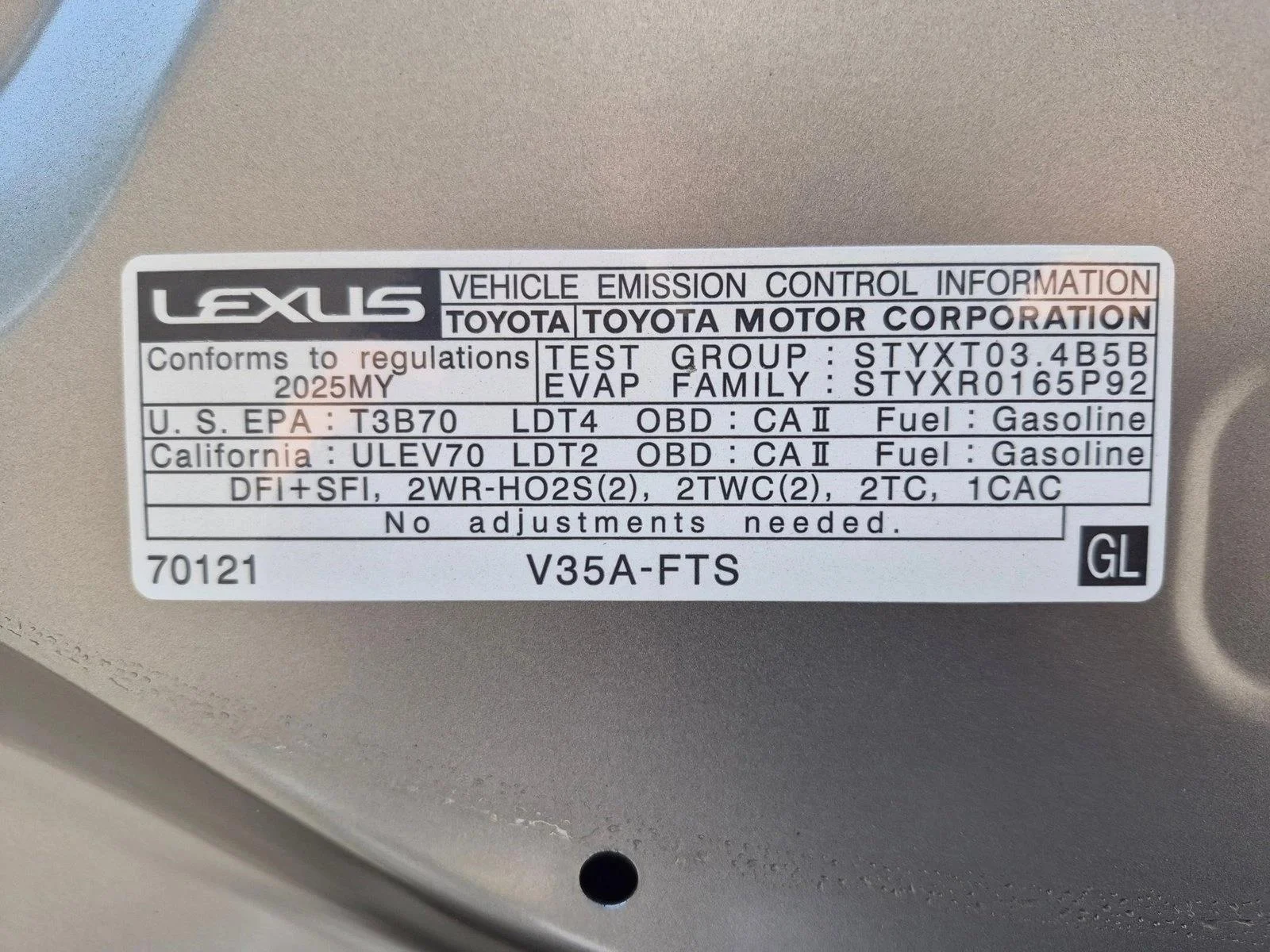 Certified Used 2025 Atomic Silver Lexus PREMIUM PLUS image 25