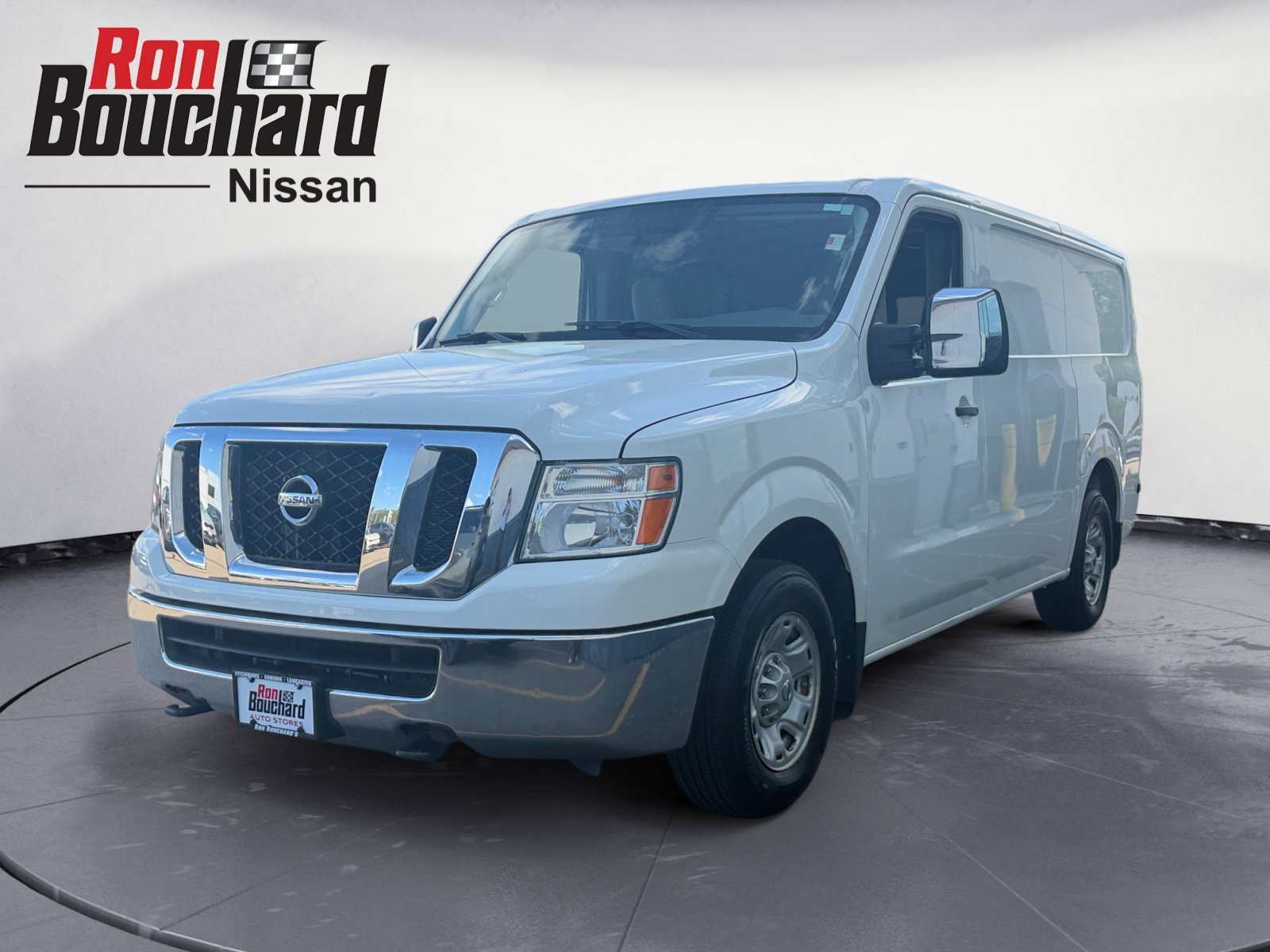 Used 2020 White Nissan SV image 5