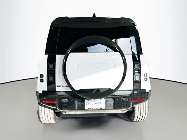 New 2026 Fuji White Land Rover X-Dynamic SE image 6