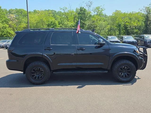 2018 Toyota Sequoia TRD Sport - Photo 8