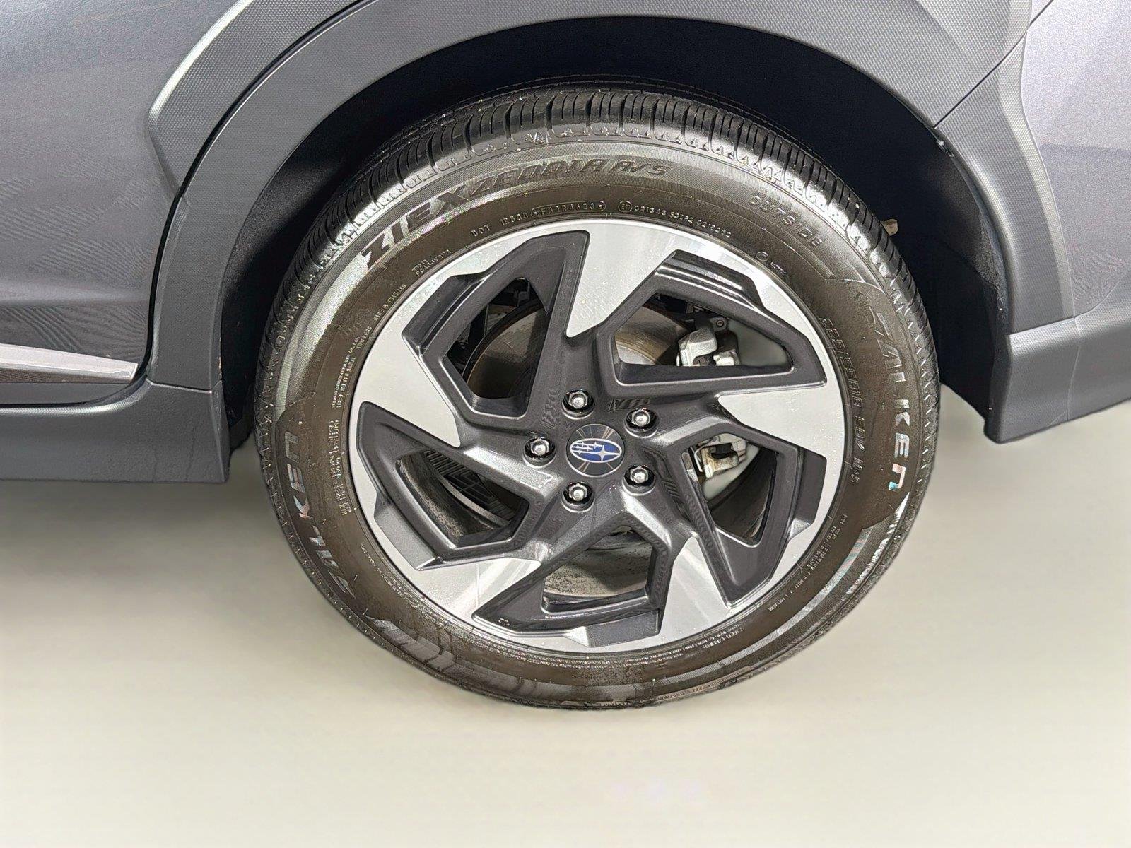Used 2024 Magnetite Gray Metallic Subaru Limited image 35