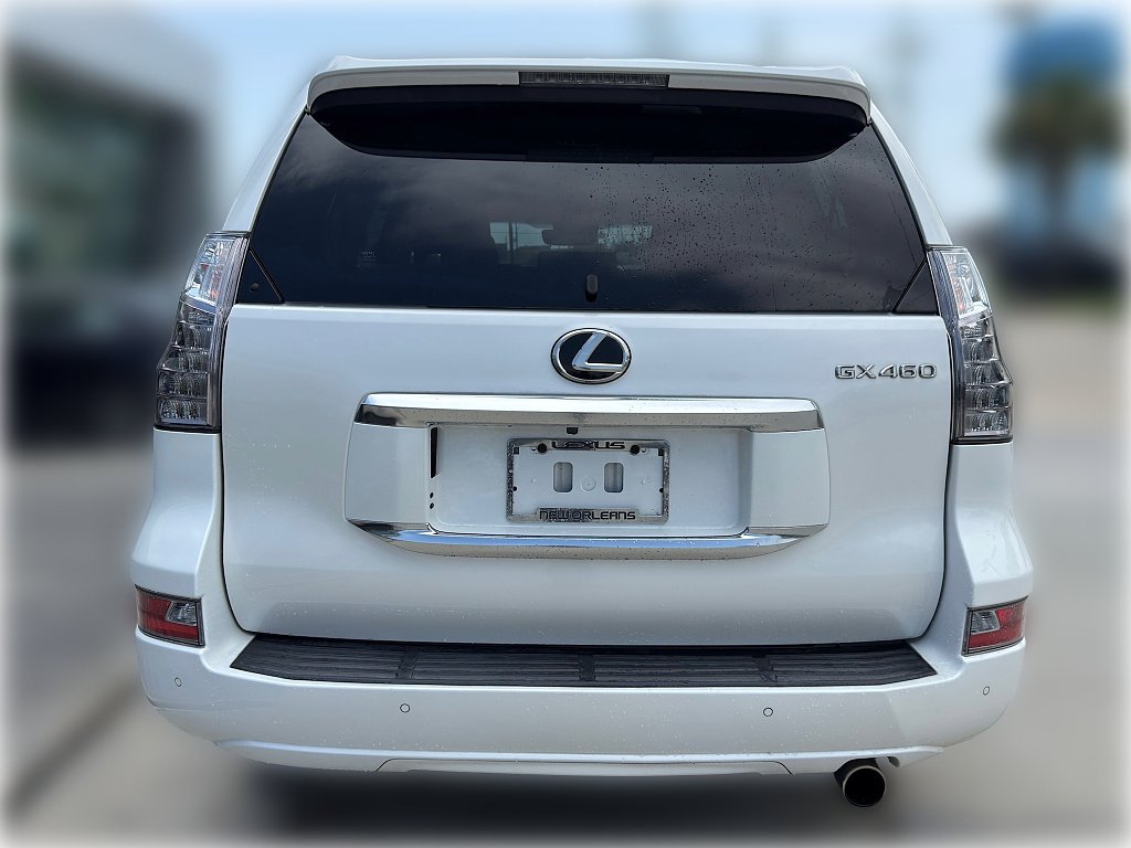 Used 2020 Starfire Pearl Lexus Base image 7