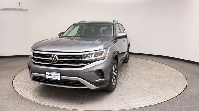 Used 2022 Gray Volkswagen SEL image 7