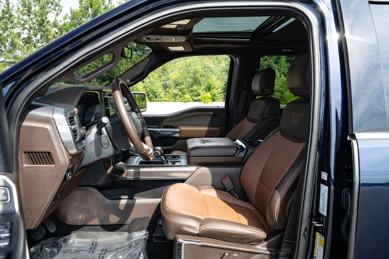 Used 2025 Blue Ford King Ranch image 29