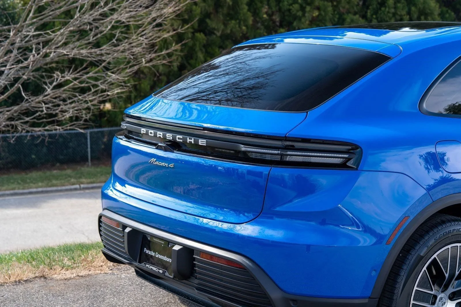 2026 Porsche Macan Base - Photo 14