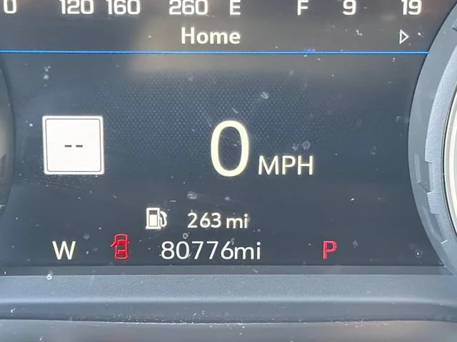 Used 2019 IRIDESCENT PEARL TRICOAT Chevrolet High Country image 24