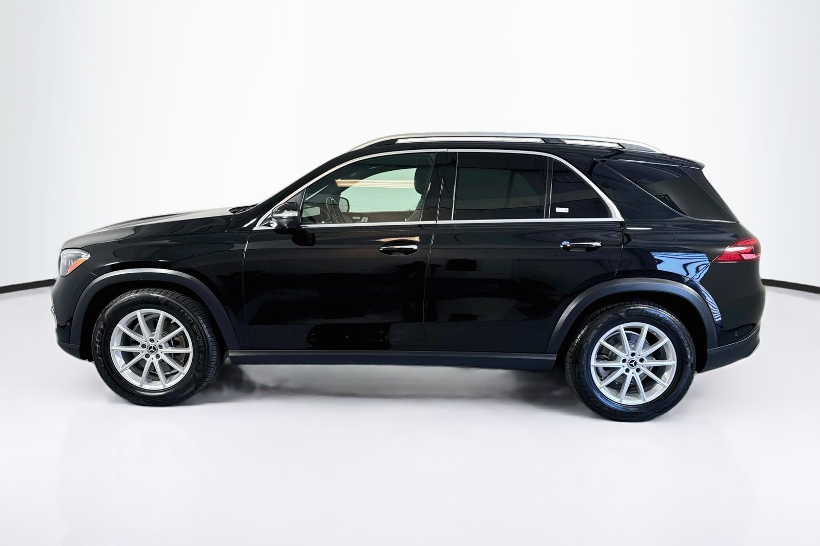 Used 2024 Black Mercedes-Benz GLE 350 image 8