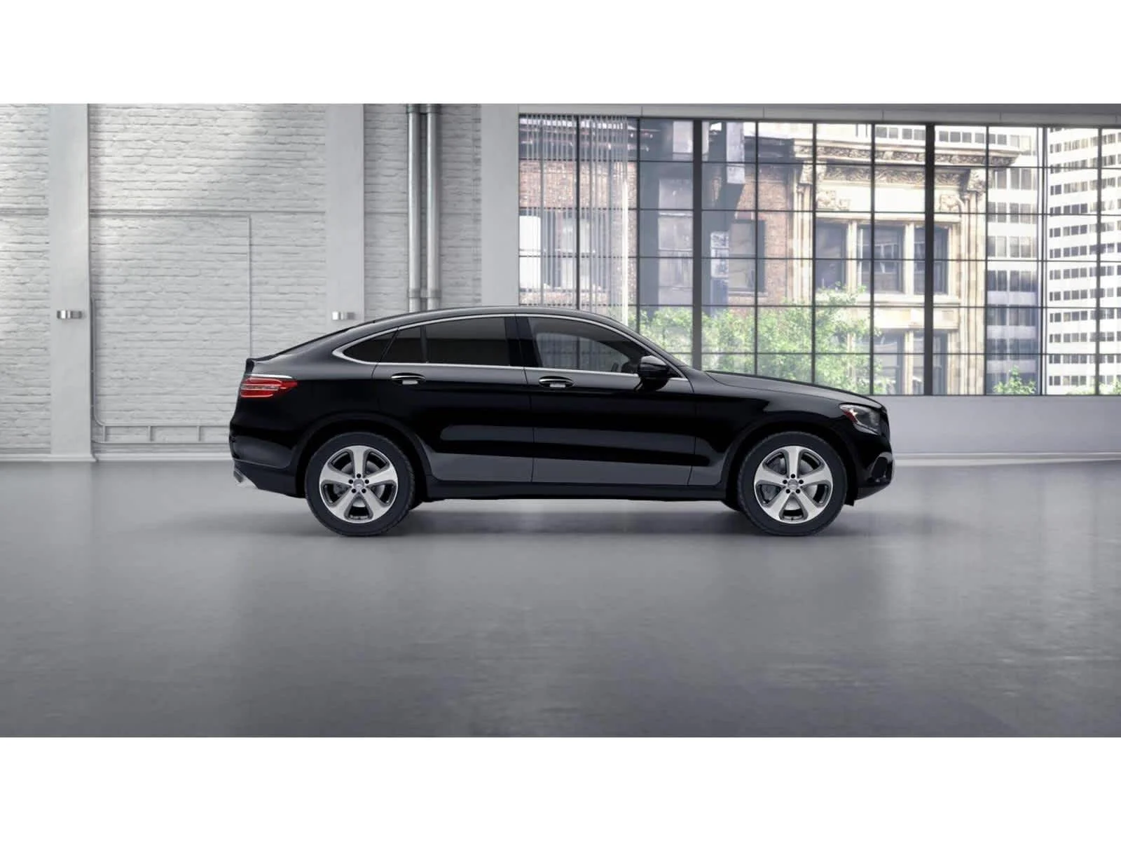 Used 2017 Obsidian Black Metallic Mercedes-Benz GLC 300 image 2