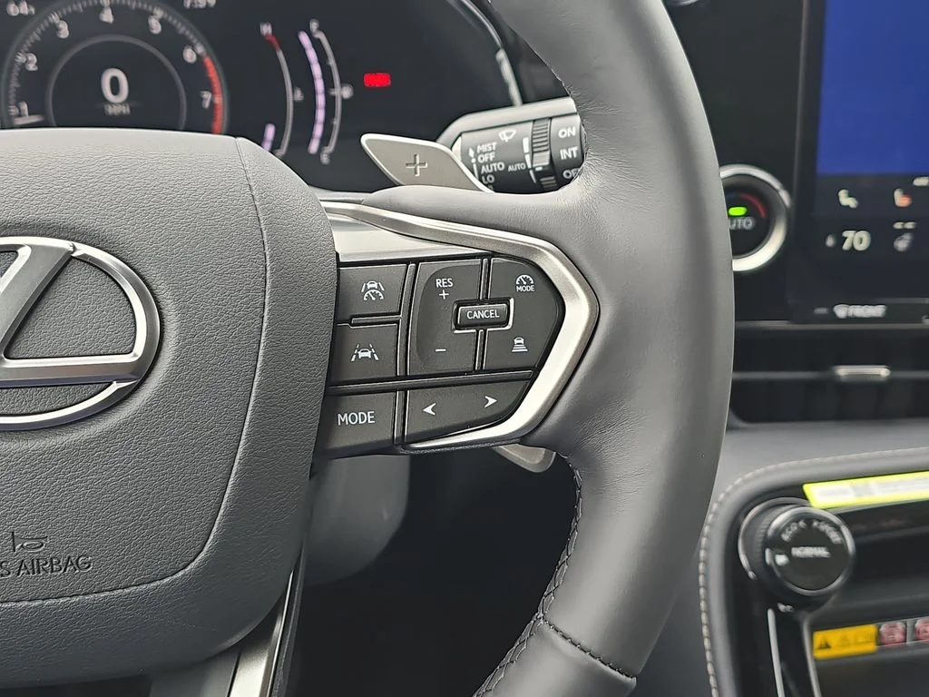 New 2026 Ultra White Lexus PREMIUM image 18