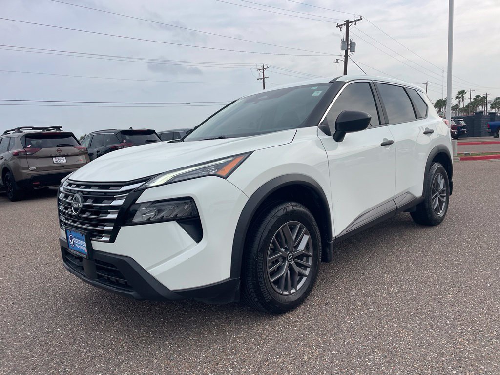 Certified Used 2025 White Nissan S image 3
