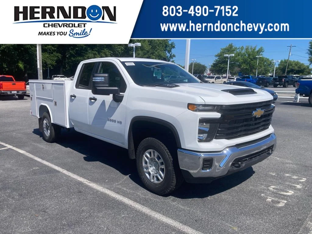 New 2026 Summit White Chevrolet WT image 1