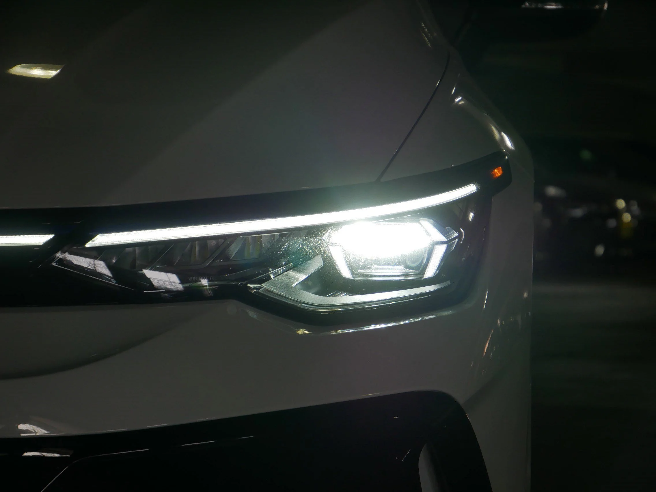 New 2026 Pure White Volkswagen  image 4