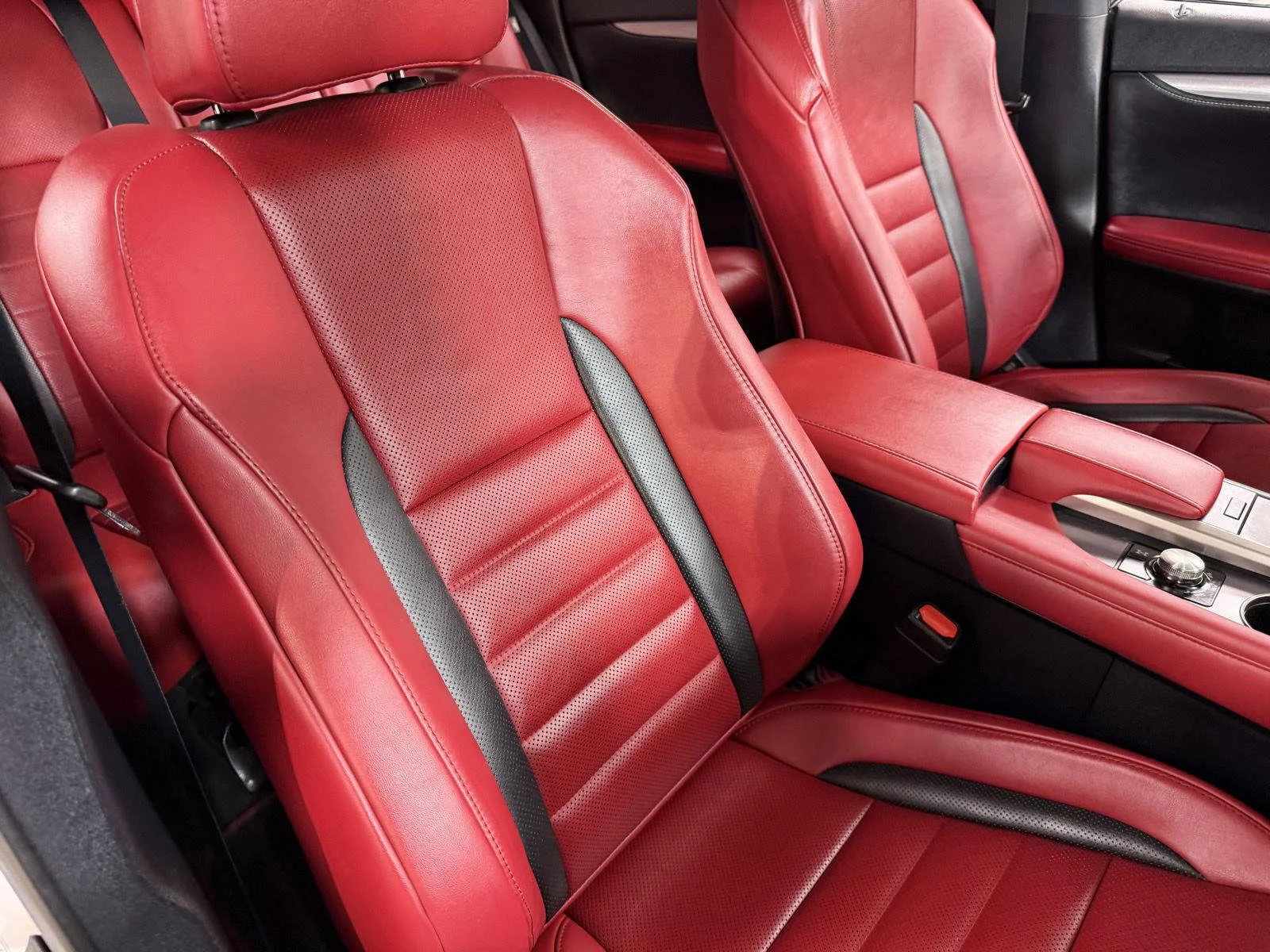 Used 2021 White Lexus 350 F Sport image 40