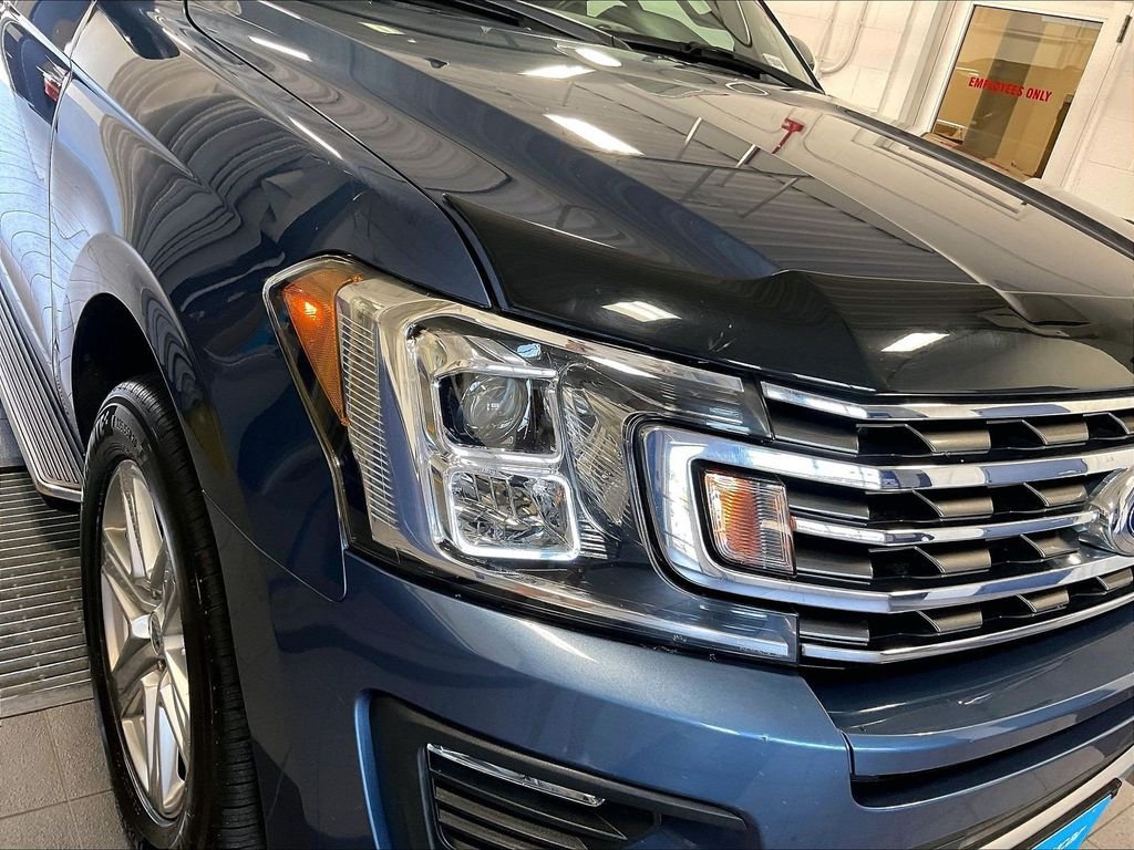 Used 2019 Blue Ford XLT image 34